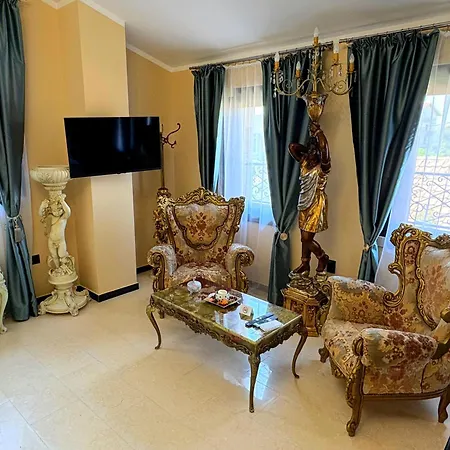 La Casa Boutique Πανσιόν