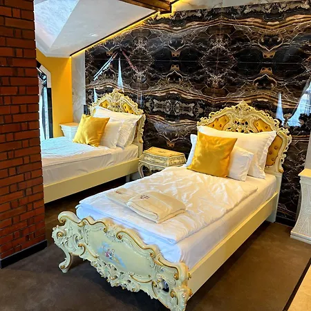 La Casa Boutique 4*
