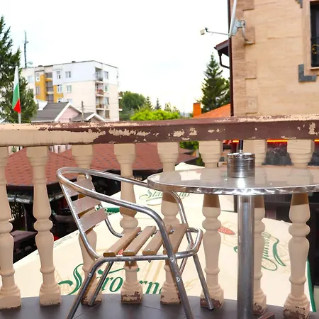 La Casa Boutique Πανσιόν