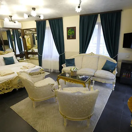 La Casa Boutique Penzion 4*